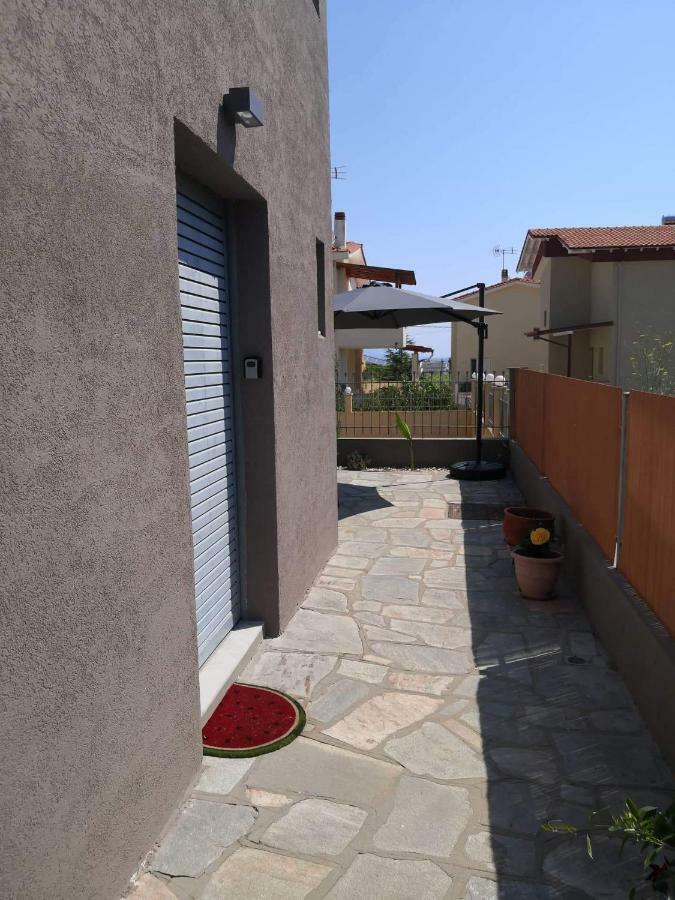 Menta Apartment Nea Iraklitsa Exterior photo
